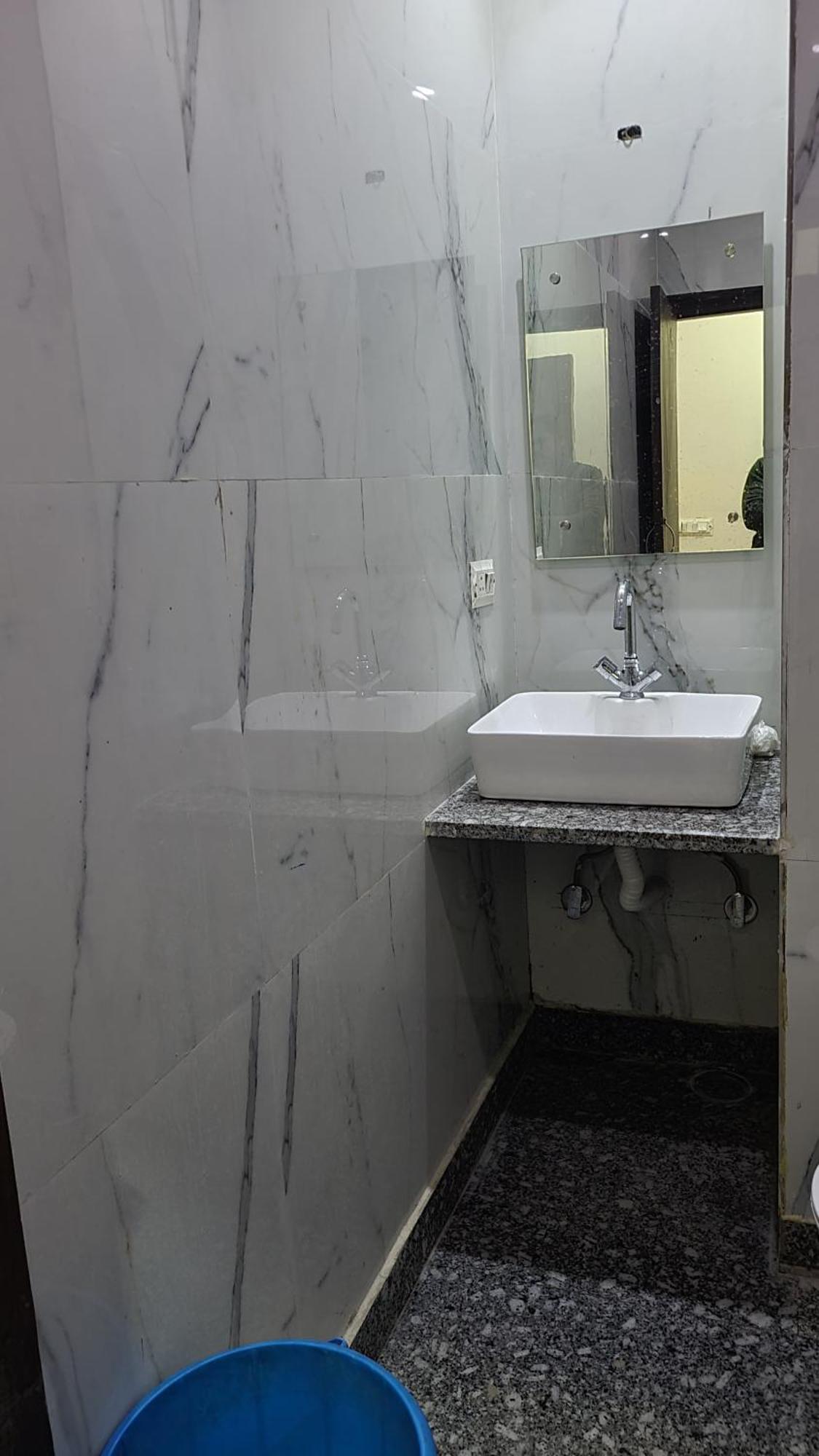 24 Hotel & Resort Агра Екстер'єр фото