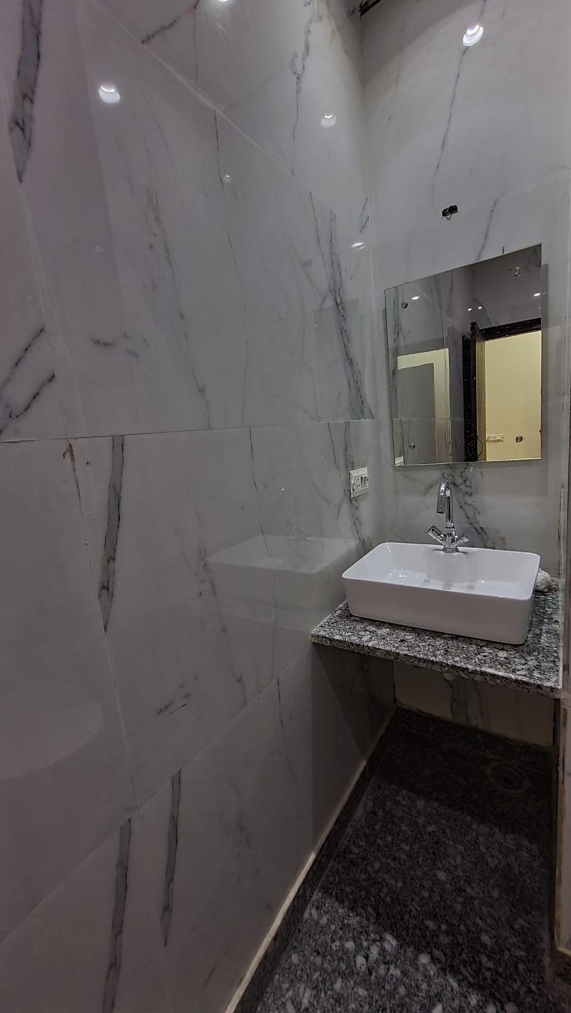 24 Hotel & Resort Агра Екстер'єр фото